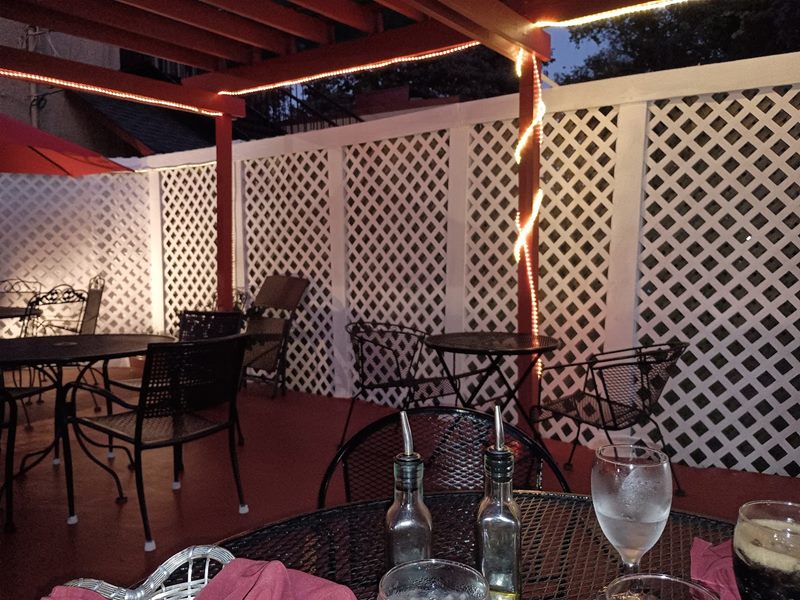 Café Trastevere Italian Restaurant exterior